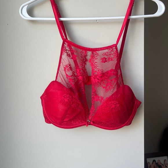 La Vie En Rose Beautiful Lace Halter Bra 34B - Picture 1 of 5